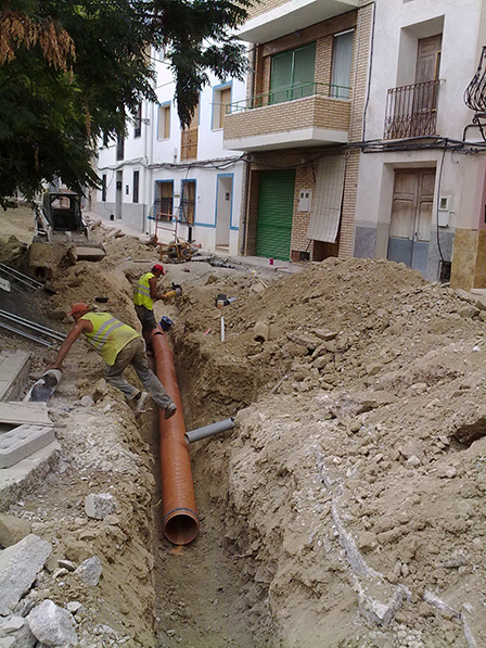 Obras de mejora de urbanización de viales.